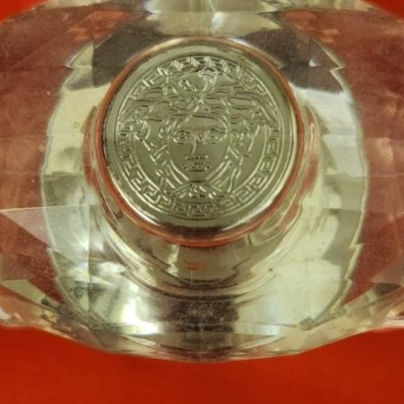 Versace Bright Crystal Eau De Toilette Spray 30 ml - Picture 4 of 4